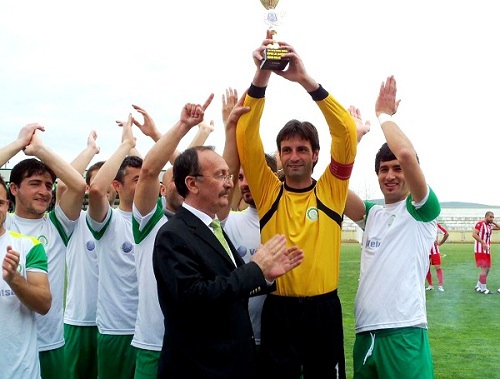 BAL ligin yeni ekibi Gönenspor İstanbul piyasasında futbolcu arıyor