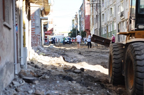 Sakar Kepçeci, Ne su bıraktı, Ne de doğal gaz.