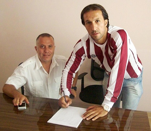 Göztepe`nin tecrübeli defansı Bülent Bandırma`da