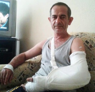 Motosiklet ile eşeğe çarptı