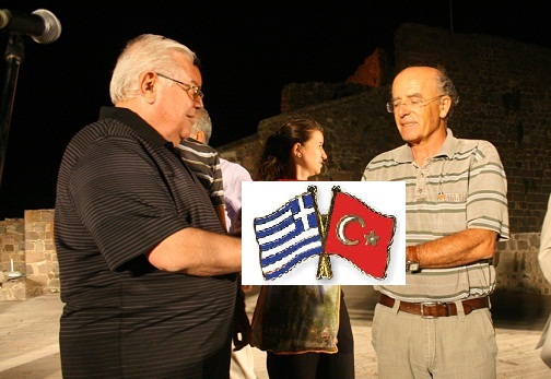 Akçay Midilli arasında Kırmızı- Beyaz- Mavi dotluğu
