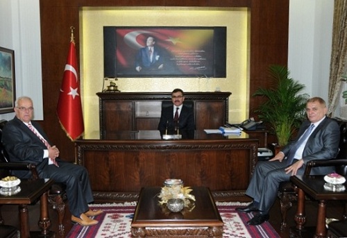 Yağcı ile Yeşildağ Vali Turhan`ı ziyaret etti.
