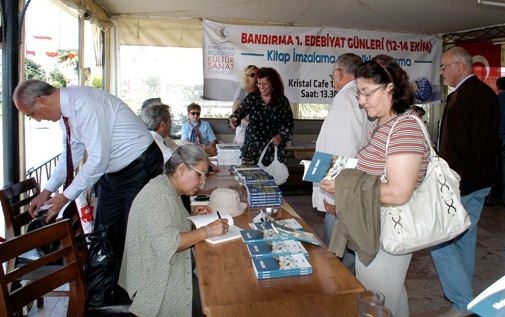 Bandırma 1. Edebiyat Günleri devam ediyor 