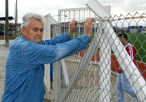 O futbol`u özledi, Tribünler onu 