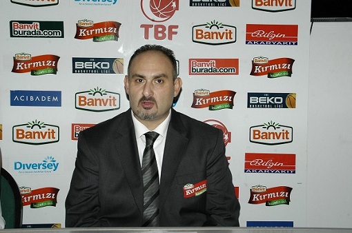 Kırmızı Baş Antrenörü Selçuk Ernak:
		
