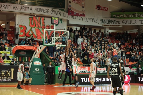 S.OLIVER BASKET-BANVİT