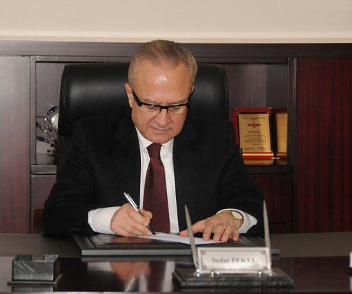 PEKEL:  BÜYÜKŞEHİR YASASI SIKINTILARI DA BERABERİNDE GETİRİYOR