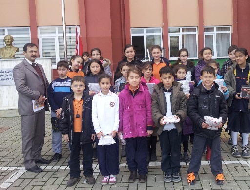 Gönen`de şiir günü