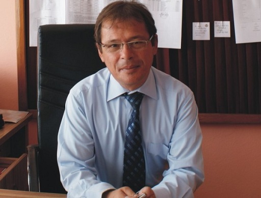 ``Kadınlık bizde kalsın``Müdürün başını yedi