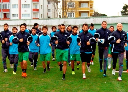 Gönen`e kazanmak şart oldu.