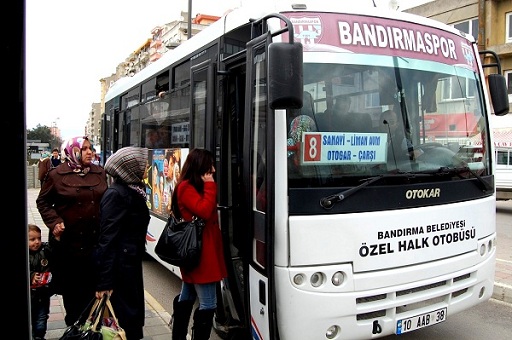 8 Mart`ta ücretsiz seyahat ettiler