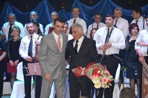 Ayakta Alkışlandılar