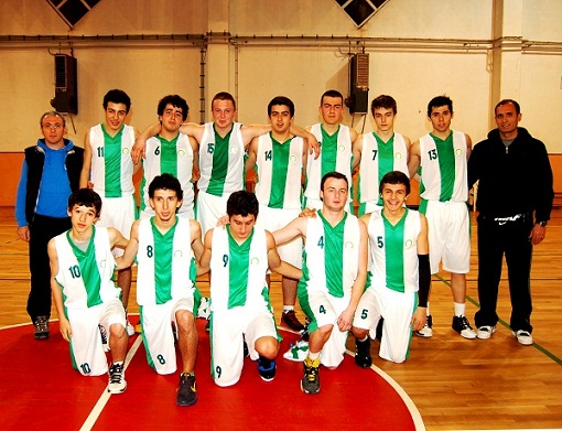Gönen Basket Gruptan çıkmayı garantiledi.