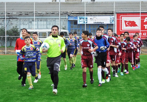 Tayfun başladı, Bandırma bitirdi.