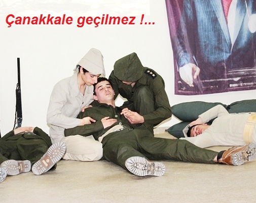 Bal Çanakkale şehitlerini andı