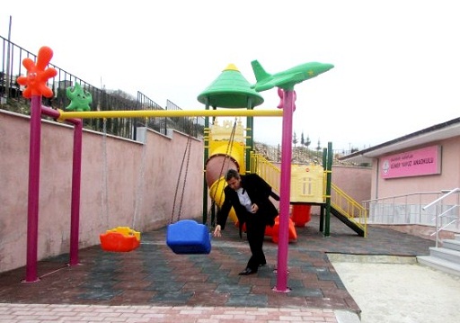 Saraylar`lı Miniklere bahar armağanı