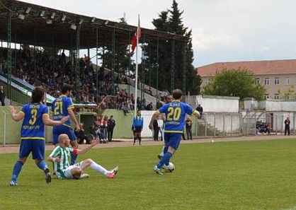Ayvalık Şampiyon, Gönen mutlu 1-1 