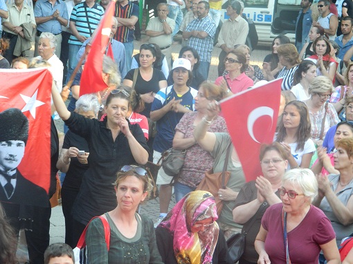 Erdek`te destek devam etti