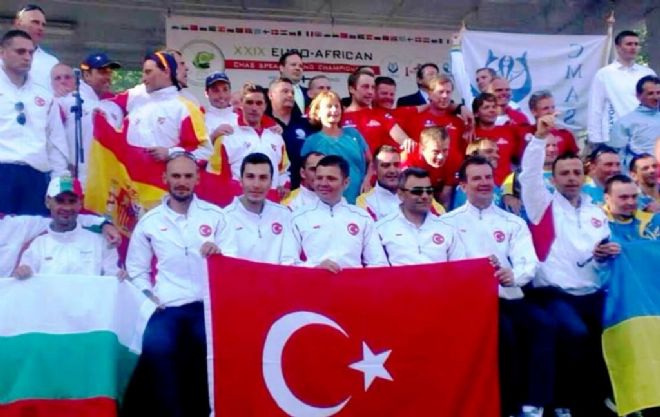 OSMANOĞLU, EDREMİT`TE  ŞAMPİYON GİBİ KARŞILANDI
