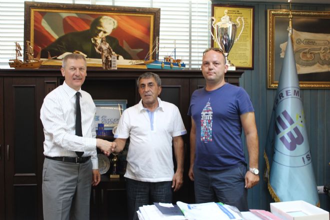 Başkan Çağlar, Edro`yu ödüllendirdi.