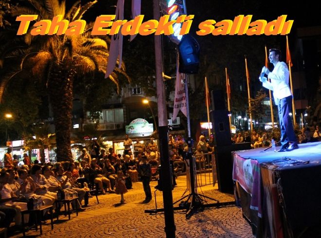 Erdek, Taha konseri ile coştu