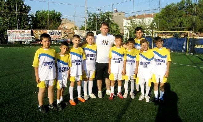 Tayfunspor Yaz Futbol Okulu