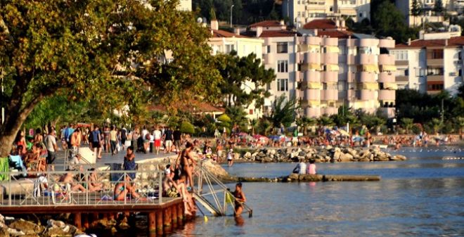 Erdek, Bayramı yaşıyor