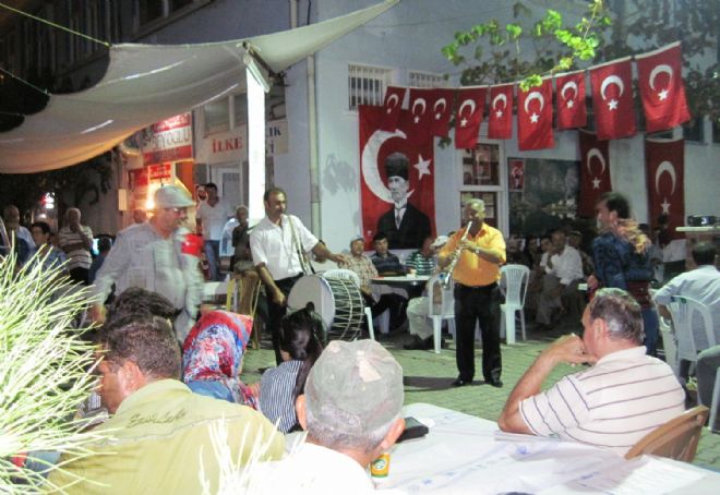 EDREMİTLİ AVCILAR`DAN ÇİFTE KUTLAMA