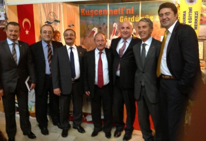 Cenneti sergilediler