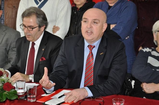 Ankette elenen Ozan Onur,