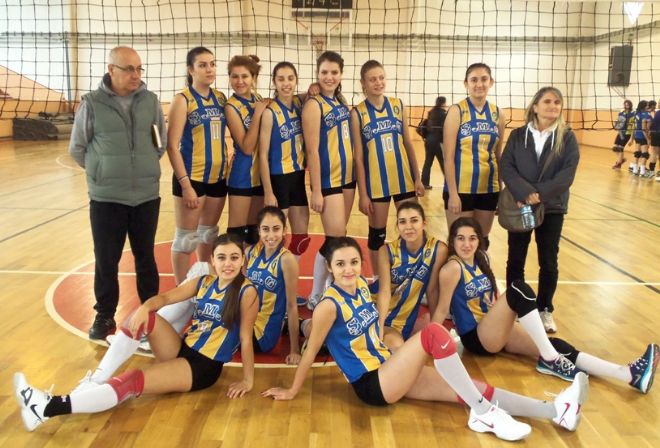 Gönen Voleybol`la şenlendi