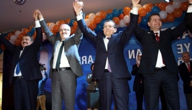 AKP ADAYLARI TANITTI