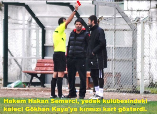 Yedek kaleciyi çıldırtan kırmızı