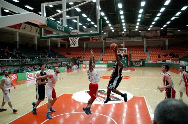 Bandırma Kırmızı: 90  Pertevniyal Gençlik 84.