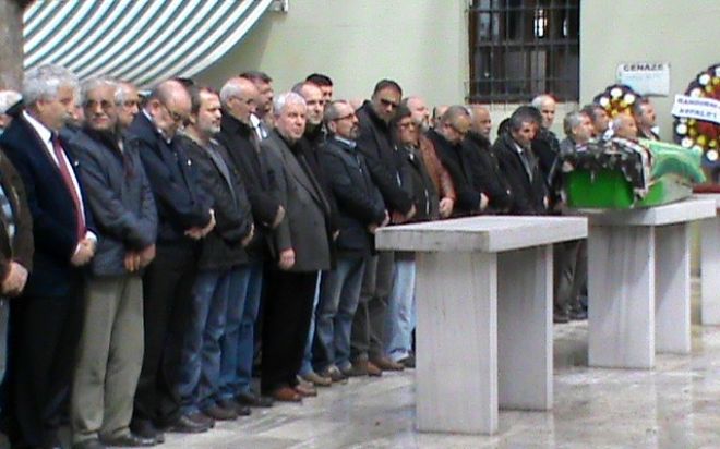 Kazım ve Nazım Şahin kardeşler Anneleri Sebile Şahin`i kaybetti.