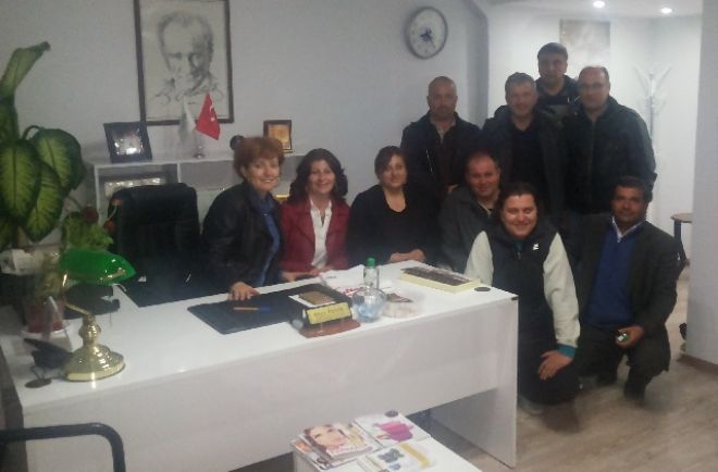 Paşakent Muhtarı Oya Yücel 3. Döneme kolları sıvadı