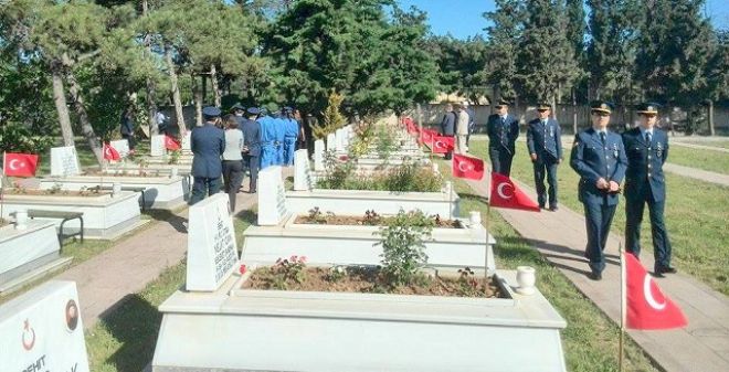 Hava şehitleri anıldı