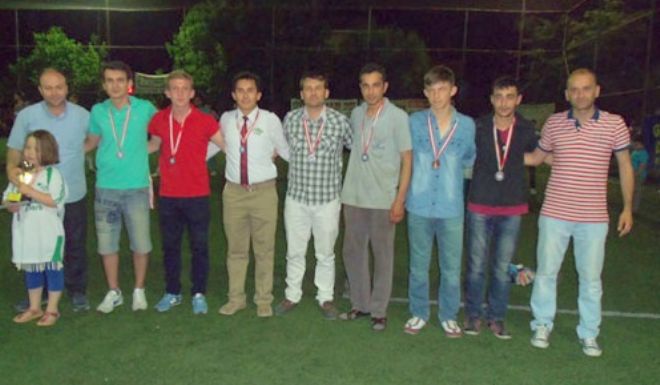 Manceloğlu kupaya abone oldu.