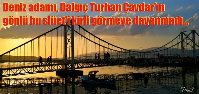 Dalgıç Turhan denizi temizledi.