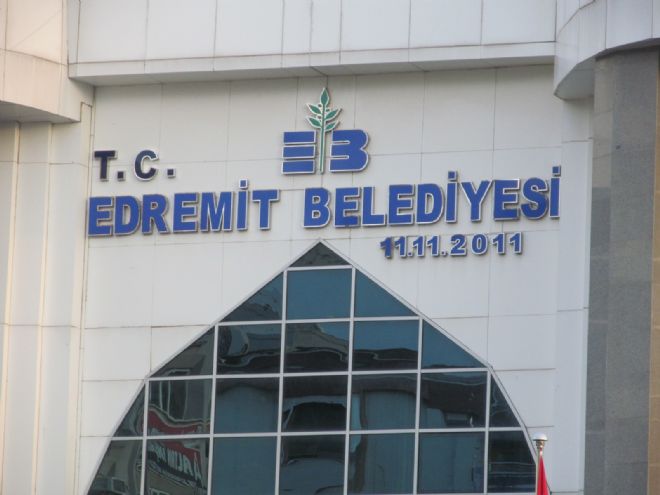 EDREMİT BELEDİYE SARAYI TC