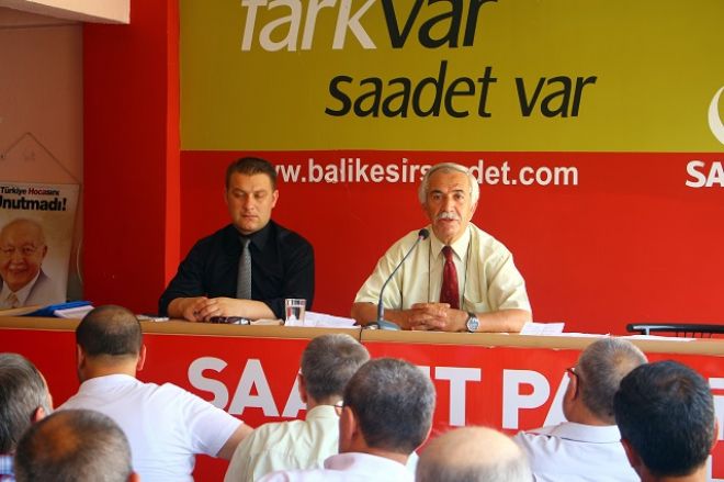 Saadet Partisi Genişletilmiş İl Divanında buluştu