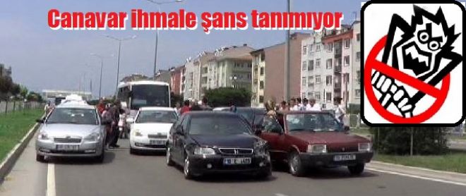 Cenaze konvoyunda zincirleme kaza