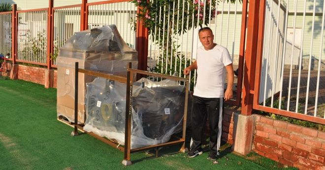 Erdek stadı için özel bakım aracı geldi