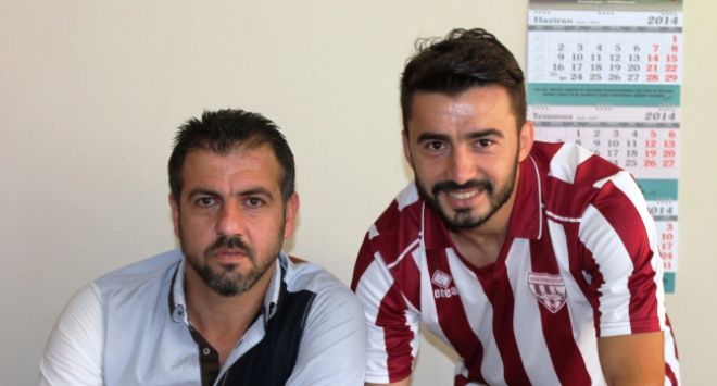 Forvete Öztürk geldi.