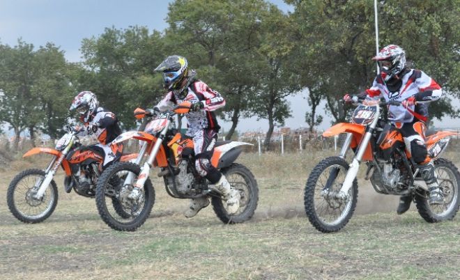 Gönen`de,Motocross heyecanı