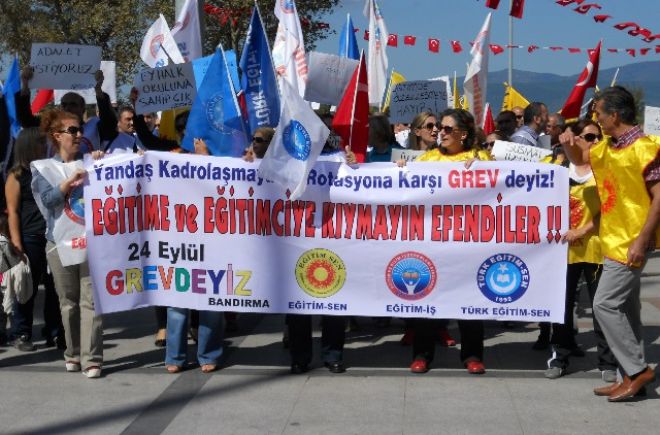 Öğretmen eylemi öğrencilerden destek buldu