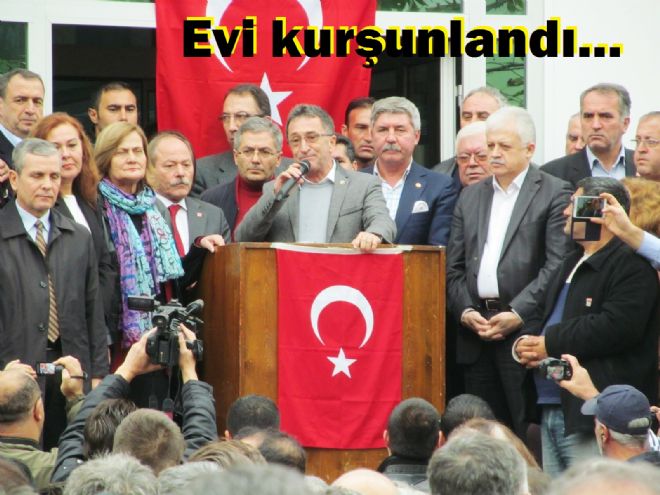 Edremit Belediye Başkanı Saka`nın evi kurşunlandı.