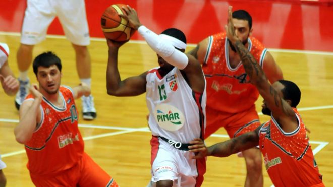Banvit: 87 Pınar Karşıyaka: 89.