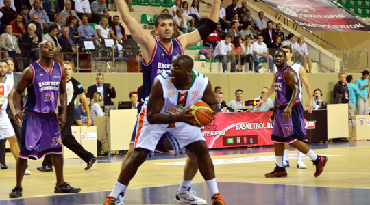 Banvit, Kupada farklı kazandı