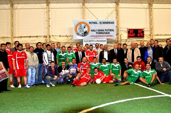 Hüseyin Buğdaycı turnuvası Bağfaş 1`in şampiyonluğu ile noktalandı